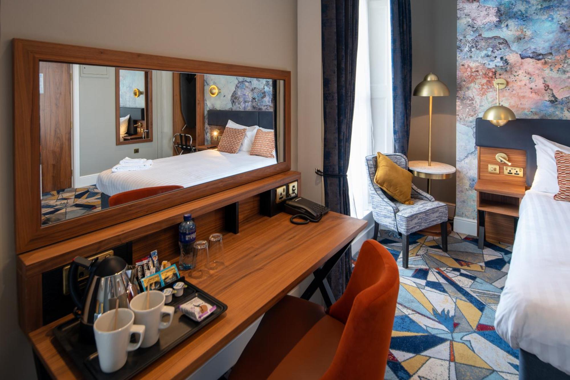 Keavan's Port Hotel, 4* Dublino